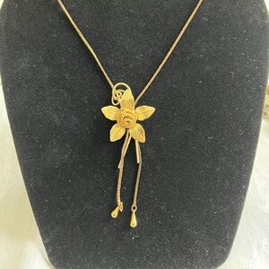 Vintage Floral Lariat/Bolo Necklace